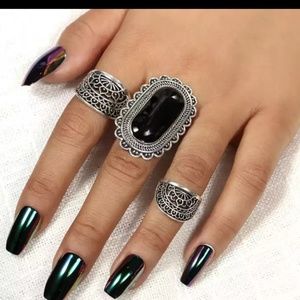 Vintage silver color black rhinestone ring